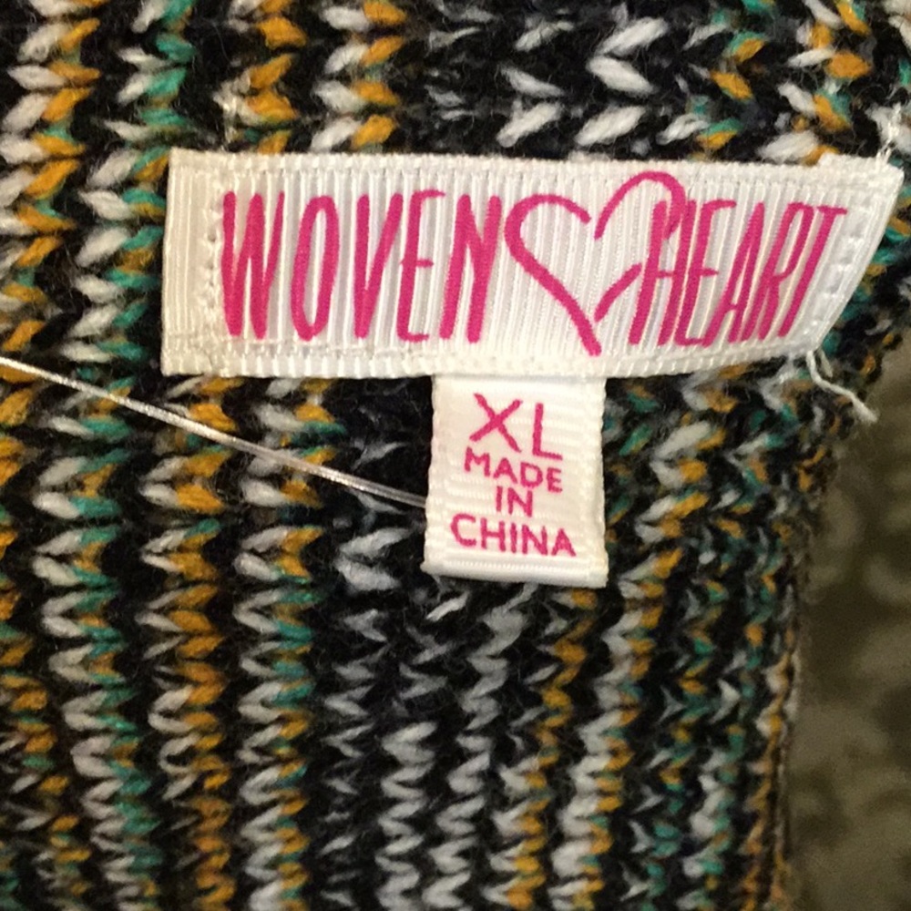 Sweater - Picture 7 of 7